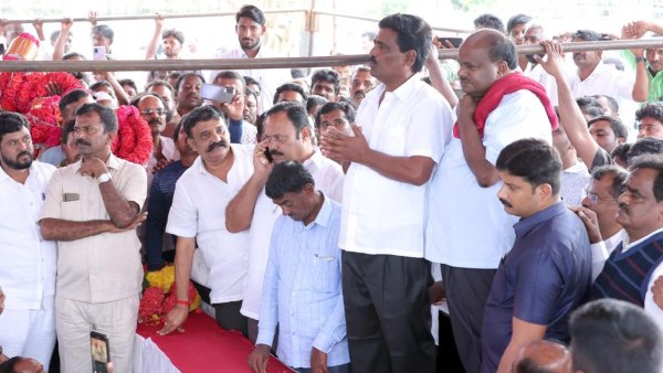  ಅಪ್ಪ ಬಿಜೆಪಿ ಪಾರ್ಟಿ, ಮಗ ಕಾಂಗ್ರೆಸ್‌ ಪಾರ್ಟಿ! ಇದೇನು ಒಪ್ಪಂದ? 