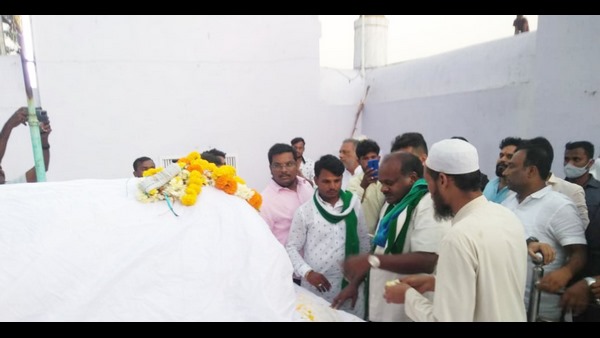  ಜೆಡಿಎಸ್ ಅಲ್ಪಸಂಖ್ಯಾತ ಸಮುದಾಯದವರಿಗೆ ಟಿಕೆಟ್ ನೀಡಿತ್ತು