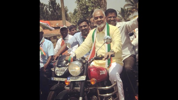  ಎ.ಮಂಜು ವಿರೋಧ ಪಕ್ಷದ ನಾಯಕ ಸಿದ್ದರಾಮಯ್ಯನವರನ್ನು ಭೇಟಿಯಾಗಿದ್ದರು