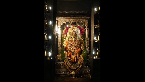  ದುರ್ಗಾಪರಮೇಶ್ವರಿ ಪ್ರಸಾದಿತ ದಶಾವತಾರ ಯಕ್ಷಗಾನ ಮಂಡಳಿ