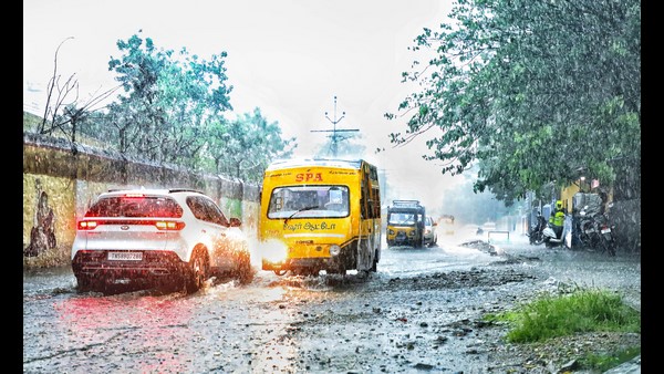 Heavy Rain Alert: Schools, Colleges Closed In 22 Tamil Nadu Districts Heavy Rain Alert: Schools, Colleges Closed In 22 Tamil Nadu Districts