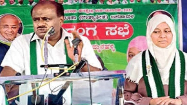  ಈ ಬಾರಿಯ ಅಭ್ಯರ್ಥಿಯಾಗಿದ್ದ ನಾಜಿಯಾ ವಿದ್ಯಾವಂತೆ, ರಾಜಕೀಯ ಹಿನ್ನೆಲೆಯುಳ್ಳವರು