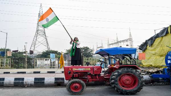 Farmers Protest End: Gandhis Way of Beaten the Company Government
