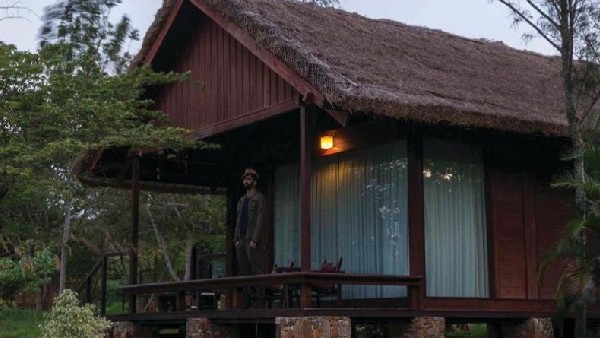 ವರ್ಷಾಚರಣೆಗಾಗಿ ಕಾಯುತ್ತಿದ್ದ ಪ್ರವಾಸಿಗರು