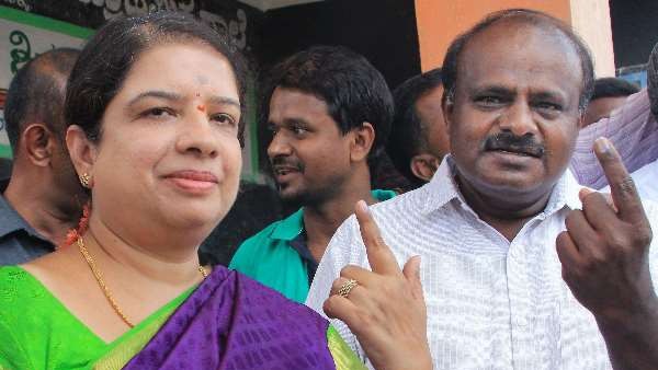 ದೇವೇಗೌಡರದು ಮೂರು ತಲೆಮಾರುಗಳ ರಾಜಕೀಯ ಕುಟುಂಬ