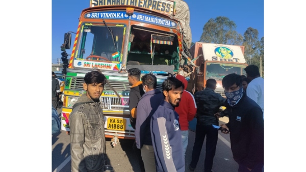 Bengaluru: Serial accident in Nelamangala involving 9 vehicles over saving pedestrian life; several injured
