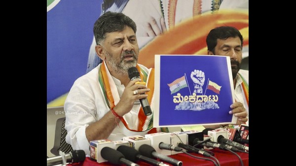  ಕುಮಾರಸ್ವಾಮಿಯವರು ಕಾಂಗ್ರೆಸ್ ನಾಯಕರ ಕಿವಿ ಹಿಂಡಿದ್ದಾರೆ