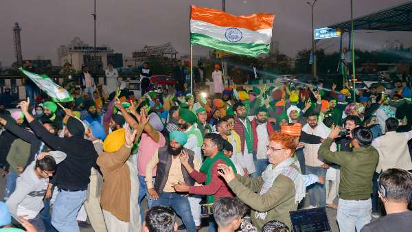 New Delhi: After 15 Months Protests End, Farmers Victory March on Saturday