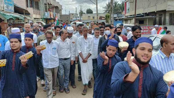 Padma Shri Awardee Harekala Hajabba Honored In Chikkamgaluru