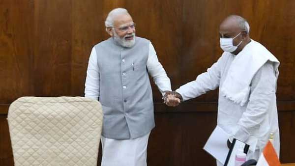 ಮೋದಿ ಜೊತೆ ಗೌಡರು ಚುನಾವಣೆ ಹೊಂದಾಣಿಕೆ ಬಗ್ಗೆ ಚರ್ಚೆ ನಡೆಸಿರಬಹುದಾ ಮೋದಿ ಜೊತೆ ಗೌಡರು ಚುನಾವಣೆ ಹೊಂದಾಣಿಕೆ ಬಗ್ಗೆ ಚರ್ಚೆ ನಡೆಸಿರಬಹುದಾ