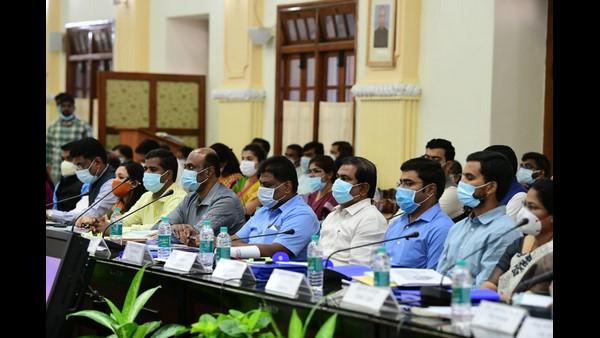 CM Basavaraj Bommai instructing ZP CEOs to go to villages three days a month