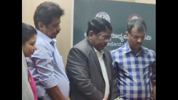 As a Media Fire, There Must Be An Appropriate Distance: N Manjunath Prasad As a Media Fire, There Must Be An Appropriate Distance: N Manjunath Prasad