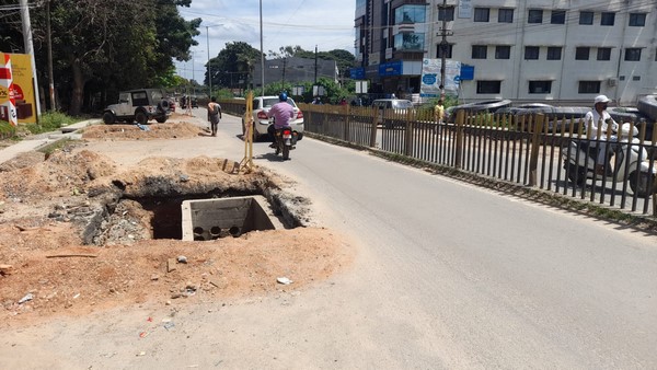  ಒಂದೇ ರಸ್ತೆಯನ್ನು ನಾಲ್ಕೈದು ಬಾರಿ ಅಗೆದರು
