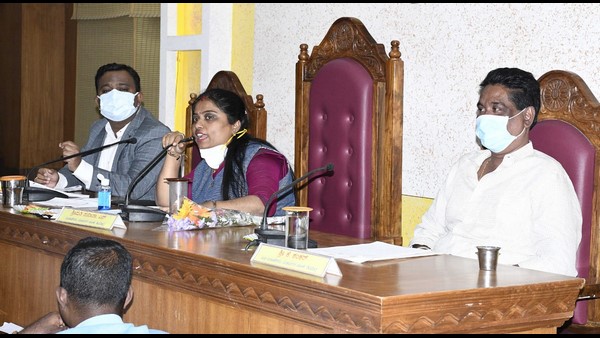  ಇದು ಸರ್ವಾಧಿಕಾರ ಆಗಿದೆ