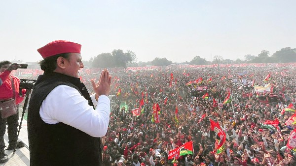 ಎಲ್ಲ ರಾಜಕೀಯ ಪಕ್ಷಗಳಿಂದ ಶಕ್ತಿ ಪ್ರದರ್ಶನ 