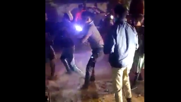 Police Assault Viral Video : Police Assaulted by Local Goons in Yelahanka New Town