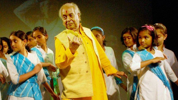 ಬಿರ್ಜು ಗಾಯಕರೂ ಹೌದು