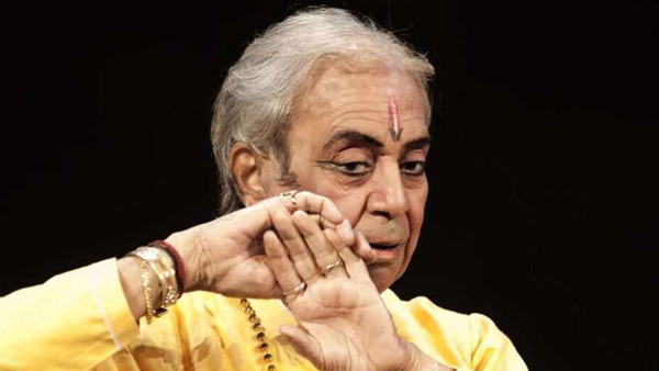 ಸಿನಿಮಾದಲ್ಲೂ ನೃತ್ಯ ಸಂಯೋಜನೆ