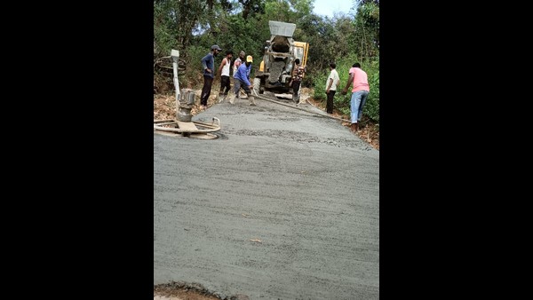  ಗ್ರಾಮದ ಮಕ್ಕಳು ಸಾಥ್