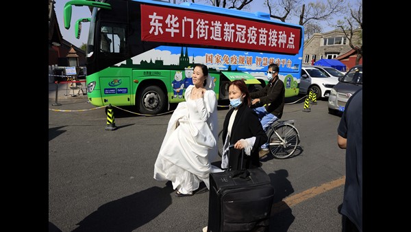 ಮಕ್ಕಳ ಆರೈಕೆ ಮತ್ತು ಪಾಲನೆಗೆ ಆಸಕ್ತಿ ತೋರಿಸುವುದೇ ವಿರಳ 