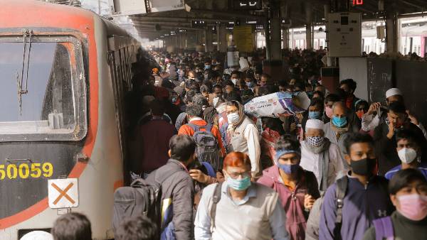 India Records 90,928 New Covid Cases In 24 Hours, Omicron Cases Rises to 2,630 India Records 90,928 New Covid Cases In 24 Hours, Omicron Cases Rises to 2,630