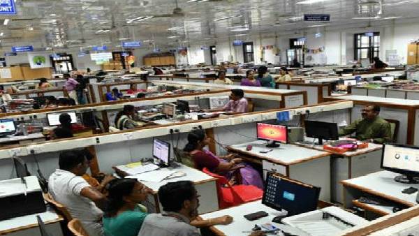 Karnataka govt orders 7 days special casual leave to its employees during the quarantine period affected by Covid-19 Karnataka govt orders 7 days special casual leave to its employees during the quarantine period affected by Covid-19