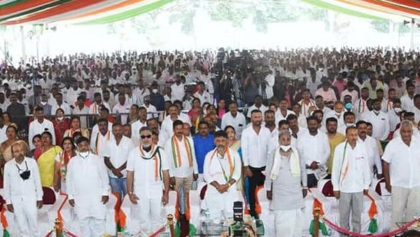 ಮೇಕೆದಾಟು ವಿಚಾರದಲ್ಲಿ ಹೋರಾಟ ಮಾಡಲು ಹೊರಟಿದ್ದಾರೆ ಮೇಕೆದಾಟು ವಿಚಾರದಲ್ಲಿ ಹೋರಾಟ ಮಾಡಲು ಹೊರಟಿದ್ದಾರೆ