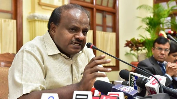 ಎಂಥ ರಾಜಕಾರಣ ಎಂದು ಪ್ರಶ್ನೆ?