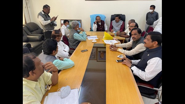 BJP Ministers Opposed to Karnataka Govt Weekend and Night Curfew Decision Across Karnataka