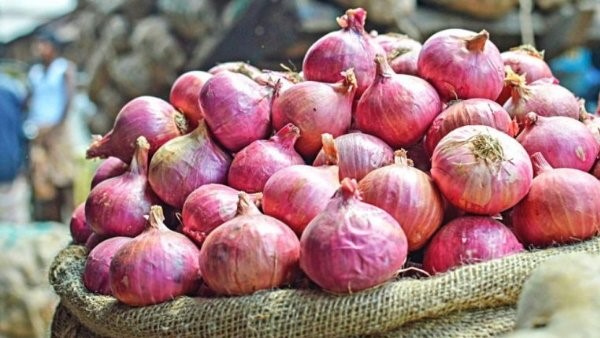 Fact Check: Rock salt and onion will not cure corona, this recipe is unscientific