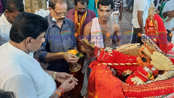 ನ್ಯಾಯಕ್ಕಾಗಿ ದೇವರ ಮೊರೆ