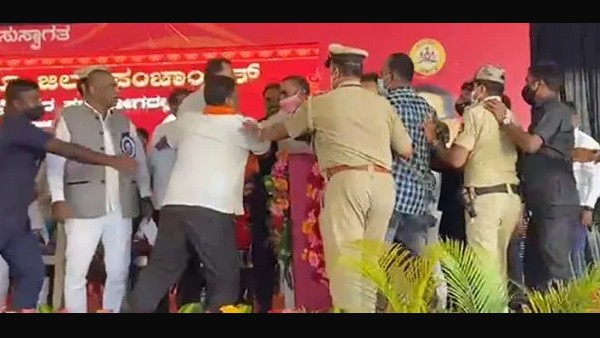  ಅದರ ಮುಂದುವರಿದ ಭಾಗವೇ ಸಿಎಂ ಬೊಮ್ಮಾಯಿ ಇದ್ದ ಕಾರ್ಯಕ್ರಮ