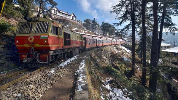ಹೊಸ ಡೆಕ್ಕನ್ ಕ್ವೀನ್ ರೈಲುಗಳ ಘೋಷಣೆ
