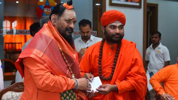 ಮುರುಗೇಶ್ ನಿರಾಣಿ ಪರ ಬ್ಯಾಟಿಂಗ್