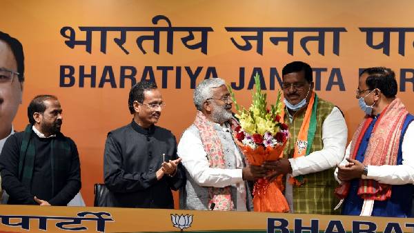 Agriculture MoS Shobha Karandlaje Hailed Growing Wave of the BJP in UP Agriculture MoS Shobha Karandlaje Hailed Growing Wave of the BJP in UP