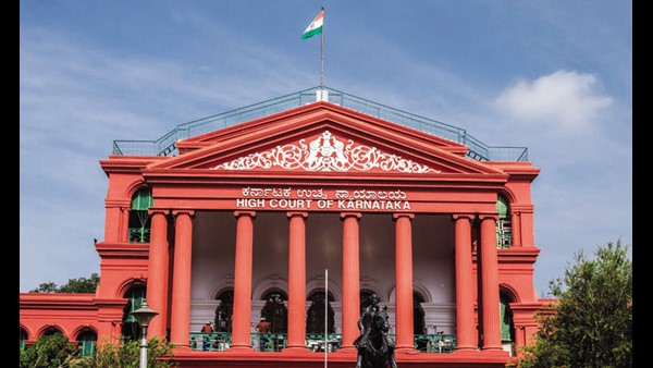  ತ್ರಿಸದಸ್ಯ ಪೀಠಕ್ಕೆ ಹಿಜಾಬ್ ವಿವಾದ ವರ್ಗಾವಣೆ