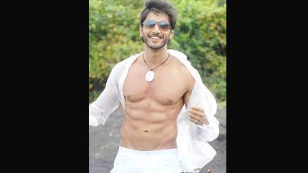 Sandalwood Actor Chetan Kumar Detained by Sheshadripuram Police for Post on Hijab
