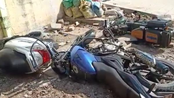 ಲಾಠಿ ಚಾರ್ಜ್, ಅಶ್ರುವಾಯು ಪ್ರಯೋಗ