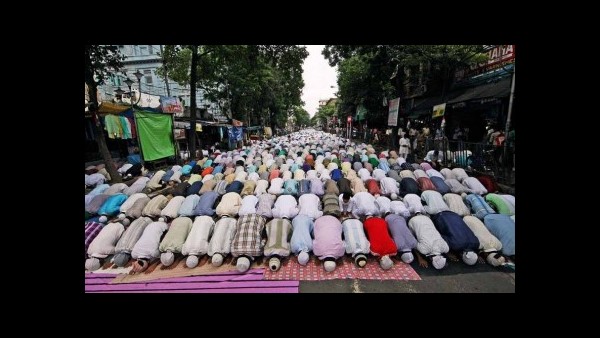  ಮುಸ್ಲಿಂ ಸಮುದಾಯಗಳೂ ಸಹ ಅಧಿಕಾರದಿಂದ ದೂರವೇ ಇರಬೇಕೆಂಬ ಉದ್ದೇಶ 