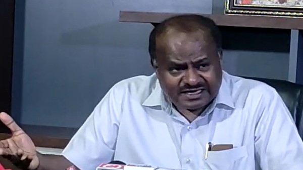  ಸಮಾಜದ ಸ್ವಾಸ್ಥ್ಯವನ್ನು ಹಾಳು ಮಾಡಬೇಡಿ ಎಂದು ಕುಮಾರಸ್ವಾಮಿ ಮನವಿ