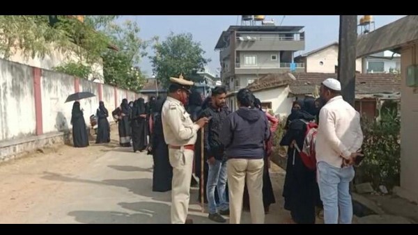  ನಿಷೇಧಾಜ್ಞೆ ಜಾರಿಯಲ್ಲಿದ್ದರೂ ದಿಢೀರನೆ ಪ್ರತಿಭಟನೆ