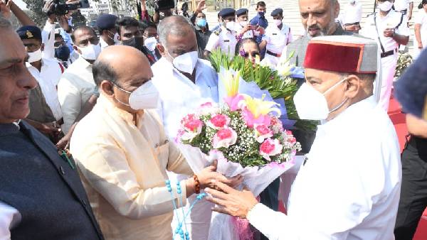 Karnataka Assembly Session: Congress Protest Against Hijab Row by Wearing Black Ribbon 