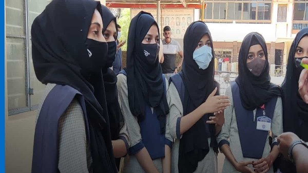  ಹಿಜಬ್, ನಿಖಾಬ್ ಅಥವಾ ಬುರ್ಕಾ ದಬ್ಬಾಳಿಕೆಯ ಸಂಕೇತ