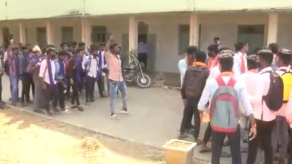 Chikkamagaluru: Students Came to College by Wearing Blue Shawl After Hijab and Saffron Shawl Row