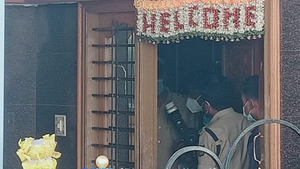 ಜೂಜಾಟವಾಡಿ ಎಲ್ಲವನ್ನೂ ಕಳೆದುಕೊಂಡಿದ್ದ