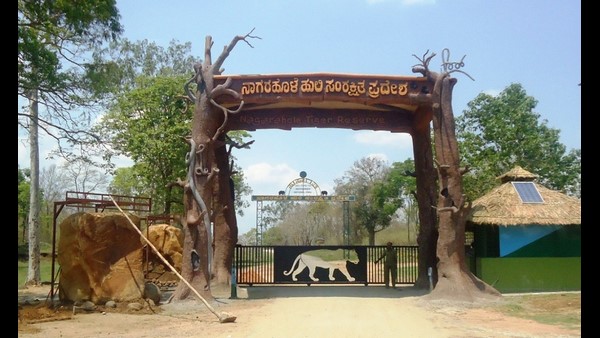 ಈ ಬಾರಿ ಹೆಚ್ಚಿನ ನಿಗಾವಹಿಸಿದ ಅಧಿಕಾರಿಗಳು ಈ ಬಾರಿ ಹೆಚ್ಚಿನ ನಿಗಾವಹಿಸಿದ ಅಧಿಕಾರಿಗಳು