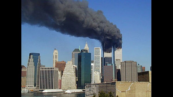  ವರ್ಲ್ಡ್ ಟ್ರೇಡ್ ಸೆಂಟರ್ ಮೇಲೆ ದಾಳಿ, ಲಂಡನ್ ನಲ್ಲಿ ಭಾರೀ ದುರಂತ