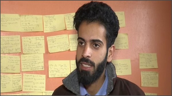 Meet Tufail Ahmad, J&Ks first tribal youth to qualify NEET 2022 exam Meet Tufail Ahmad, J&Ks first tribal youth to qualify NEET 2022 exam