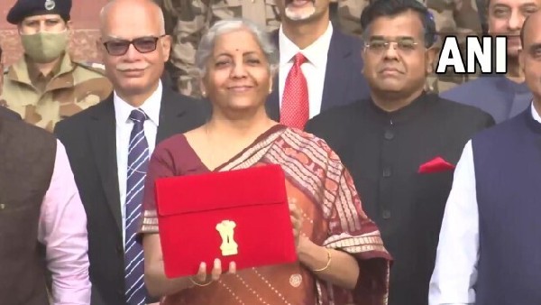 ಅಂತಾರಾಷ್ಟ್ರೀಯ ವಿಮಾ ಕಂಪನಿಗಳನ್ನು ಮೆಚ್ಚಿಸುವ ಪ್ರಯತ್ನ