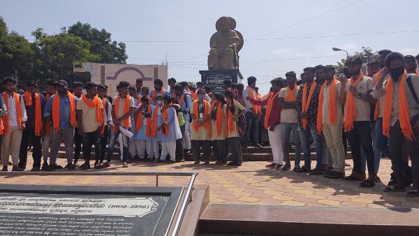 ಕೇಸರಿ ಶಲ್ಯ ಧರಿಸುವ ಅಭಿಯಾನ